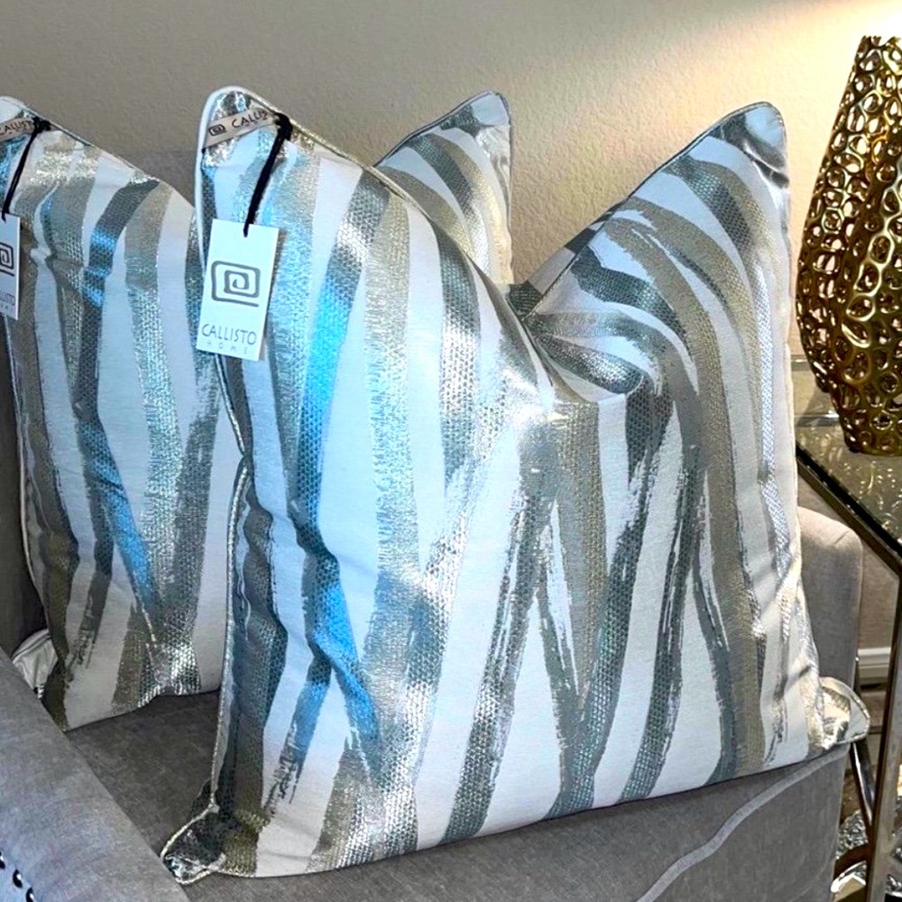 1-NWT CALLISTO HOME DECORATIVE PILLOWS (Read description for additional details) - Picture 1 of 13